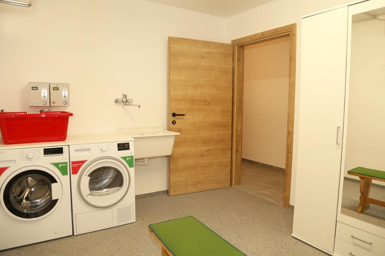 Apartments Schmiedgut Хаус им Енщал Екстериор снимка